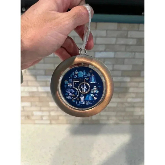 Disney‎ WDW 50th Celebration Mickey Spinner Ornament SB - Picture 2 of 2